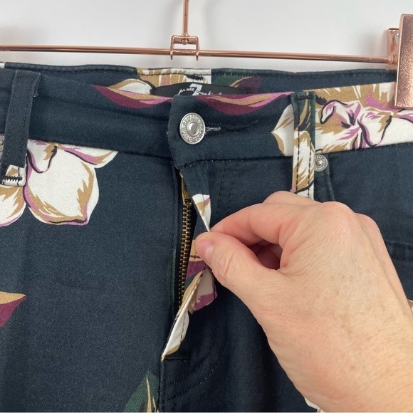7‎ For All Mankind Skinny Black Floral Print Jeans Mid-Rise Size 29 - Picture 4 of 14